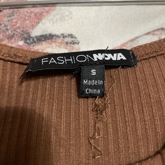 Brown button up bodysuit - Picture 2 of 2